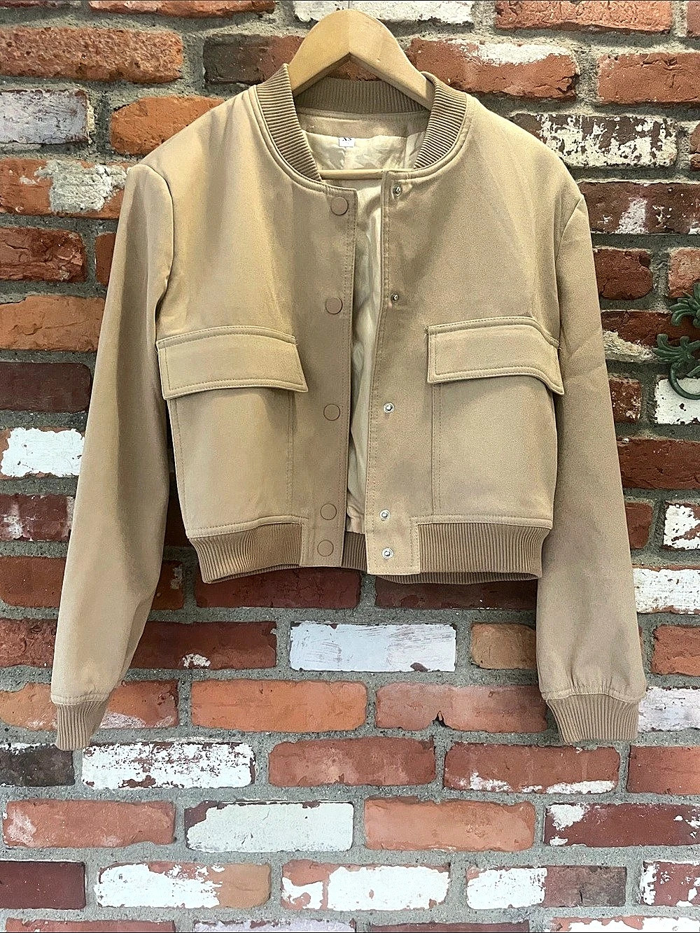 Cropped Beige Bomber Jacket XS Like New lightweight